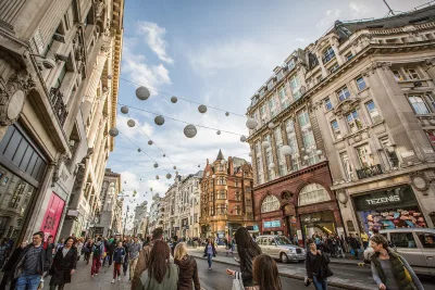 Carrefour d'Oxford Street et Regent Street à Londres
